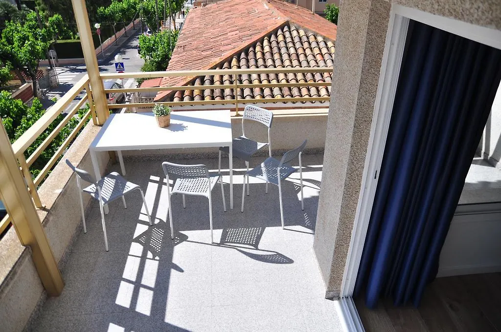 Hostal Porto Mar Salou Konukevi