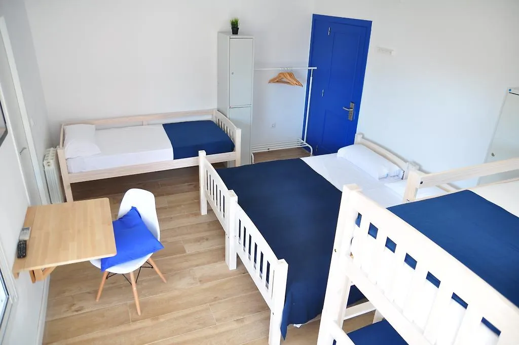 Konukevi Hostal Porto Mar Salou